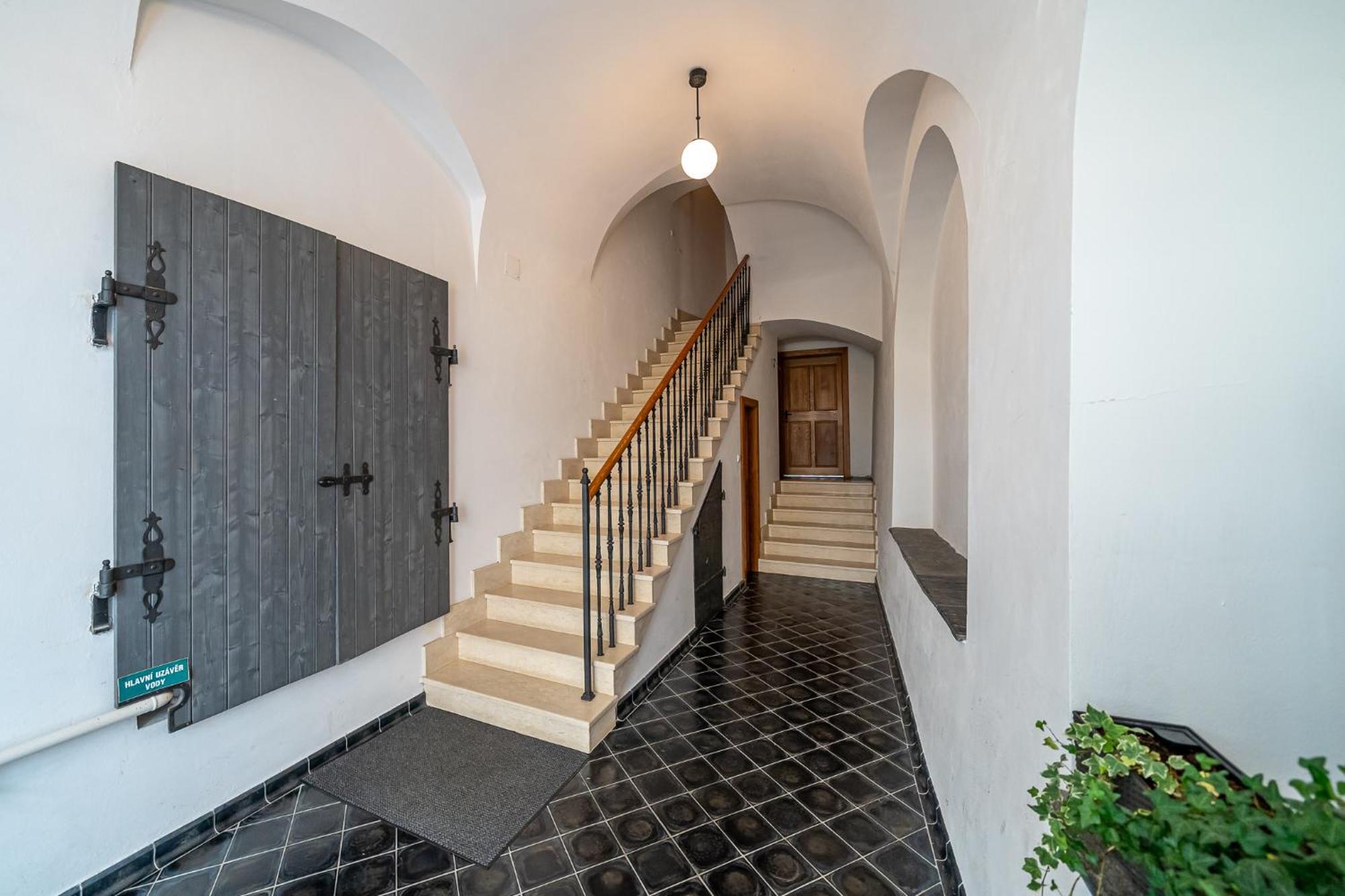 Central Apartment Alamóc Kültér fotó