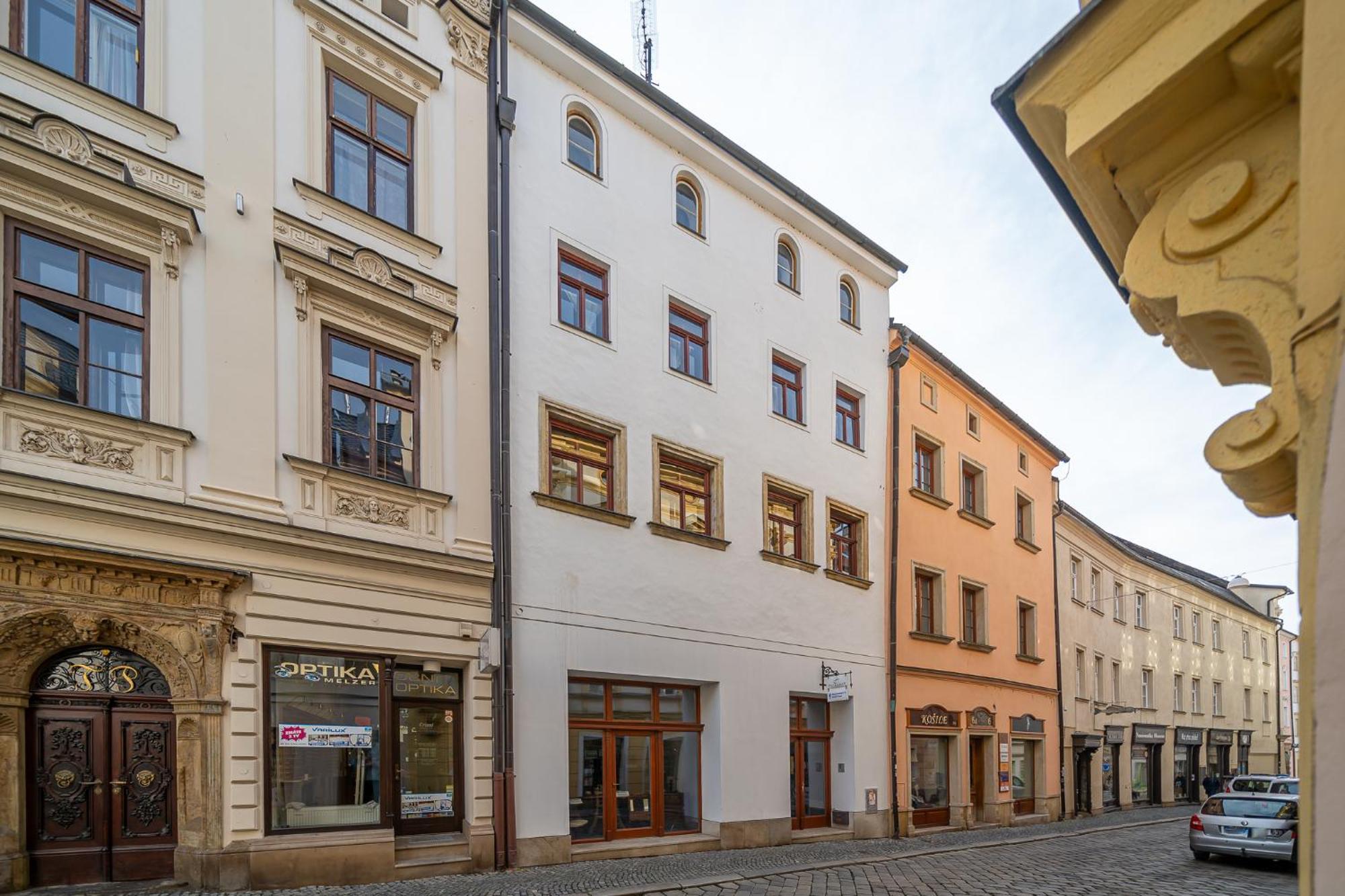 Central Apartment Alamóc Kültér fotó